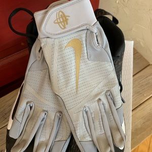 Nike Baseball batting gloves ⚾️